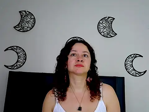 Snapshot of ArtesanaMK chatting on September 18, 2025, 5:26 pm ArtesanaMK online show from September 18, 2025, 5:26 pm