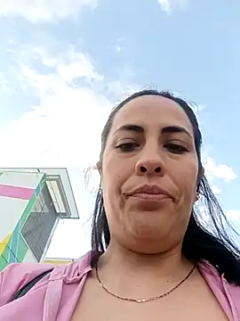 Snapshot of Lena-32 chatting on January 16, 2026, 10:36 pm Lena-32 online show from January 16, 2026, 10:36 pm