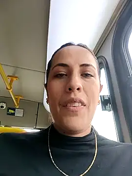 Snapshot of Lena-32 chatting on February 2, 2026, 9:02 pm Lena-32 online show from February 2, 2026, 9:02 pm