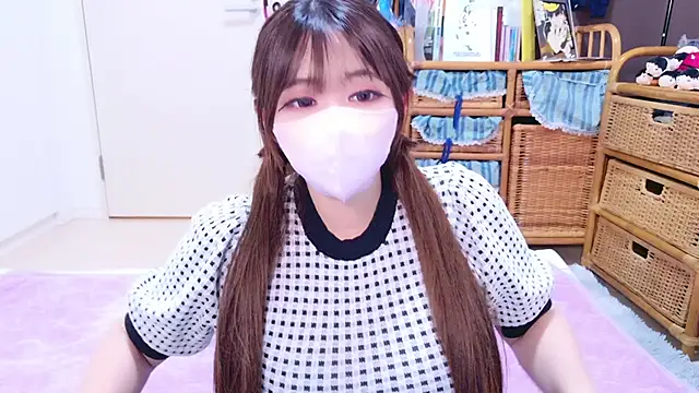 Snapshot of Megu_Melon chatting on October 8, 2025, 7:39 am Megu Melon online show from October 8, 2025, 7:39 am