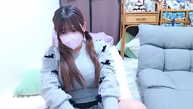 Snapshot of Megu_Melon chatting on October 27, 2025, 9:35 am Megu Melon online show from October 27, 2025, 9:35 am