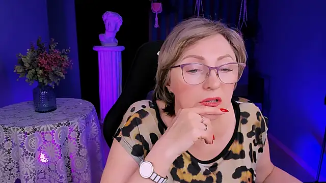 sugar vivien online show from January 15, 2025, 12:15 pm