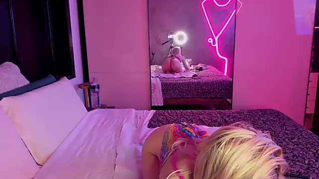 LeylaRosse online show from March 13, 2026, 7:59 am