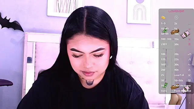 Mels  online show from November 28, 2025, 1:58 pm