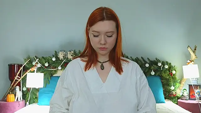 Snapshot of MileyMiller chatting on December 28, 2024, 11:09 am MileyMiller online show from December 28, 2024, 11:09 am