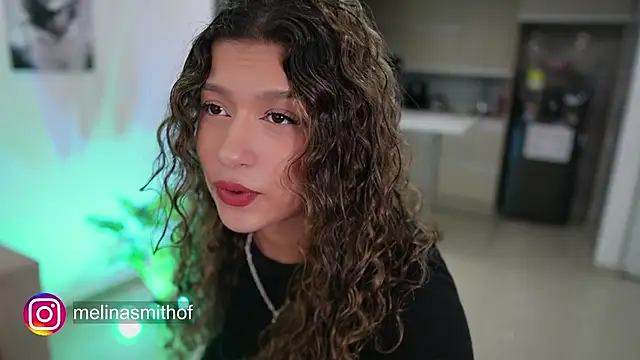 Snapshot of Melina-Smith chatting on February 25, 2025, 1:20 am Melina-Smith online show from February 25, 2025, 1:20 am