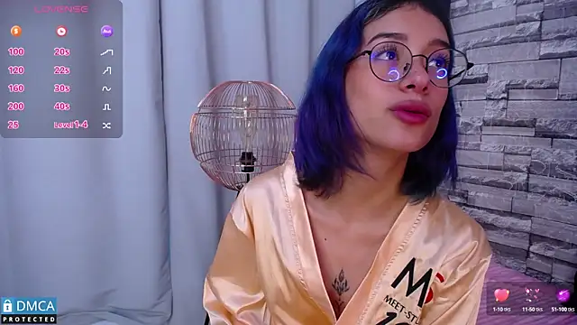 Snapshot of BellaOdisea chatting on March 11, 2025, 8:31 pm BellaOdisea online show from March 11, 2025, 8:31 pm