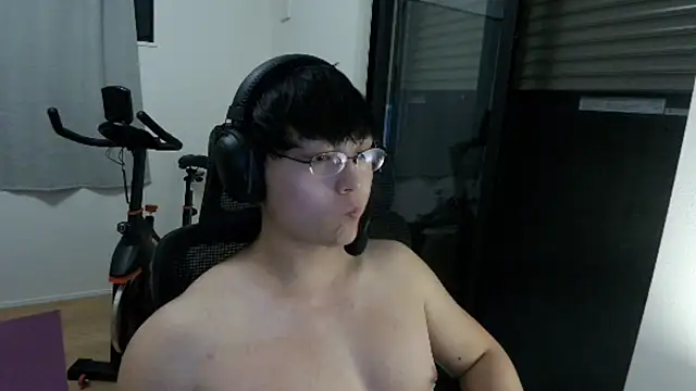 Snapshot of Tkcqcc chatting on September 24, 2025, 4:43 pm Tkcqcc online show from September 24, 2025, 4:43 pm