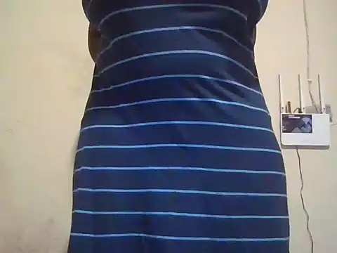 pritty-leila online show from September 14, 2025, 7:46 pm