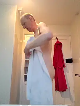 Snapshot of fastfun2012 chatting on December 25, 2024, 9:02 am fastfun2012 online show from December 25, 2024, 9:02 am