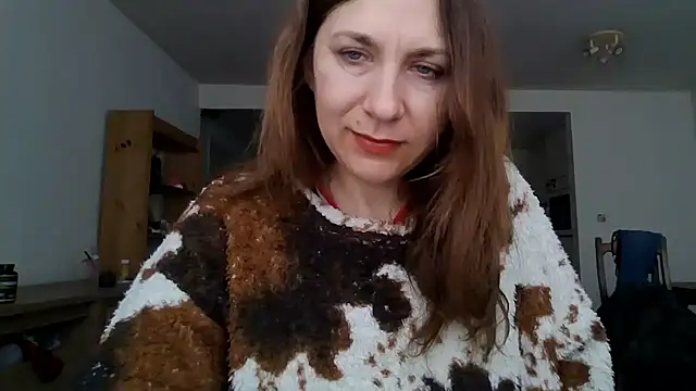 Snapshot of JasmineGlamour chatting on April 10, 2026, 4:23 pm JasmineGlamour online show from April 10, 2026, 4:23 pm