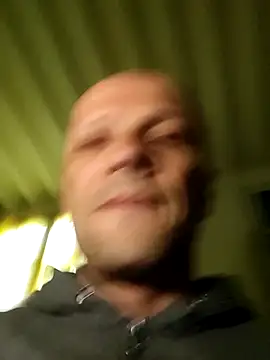 wedge75 online show from October 14, 2025, 9:10 am