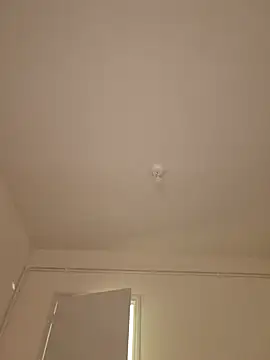 Snapshot of wedge75 chatting on February 17, 2026, 5:41 pm wedge75 online show from February 17, 2026, 5:41 pm