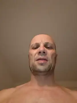 Snapshot of wedge75 chatting on March 2, 2026, 6:04 pm wedge75 online show from March 2, 2026, 6:04 pm