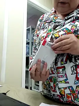 FantasyMichelle online show from December 27, 2024, 12:12 pm