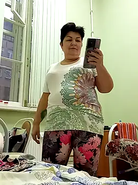 FantasyMichelle online show from January 28, 2025, 1:16 pm