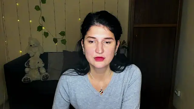 Alianna Solo Kisses online show from January 9, 2025, 12:30 pm
