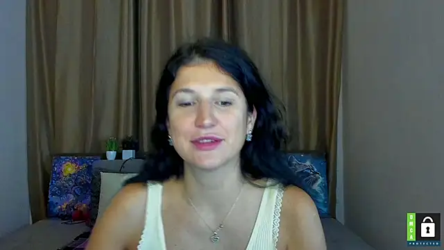 Snapshot of Alianna_Solo_Kisses chatting on November 7, 2025, 6:35 am Alianna Solo Kisses online show from November 7, 2025, 6:35 am