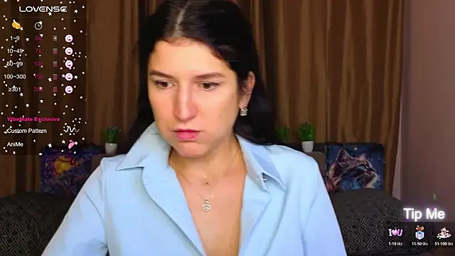 Snapshot of Alianna_Solo_Kisses chatting on January 15, 2026, 6:29 am Alianna Solo Kisses online show from January 15, 2026, 6:29 am