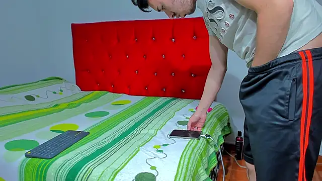 Snapshot of big-dicktop23 chatting on February 23, 2025, 12:51 am big-dicktop23 online show from February 23, 2025, 12:51 am