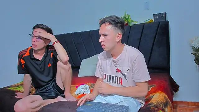 Snapshot of big-dicktop23 chatting on September 16, 2025, 3:07 am big-dicktop23 online show from September 16, 2025, 3:07 am