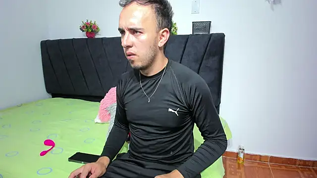 big-dicktop23 online show from April 6, 2026, 11:05 pm