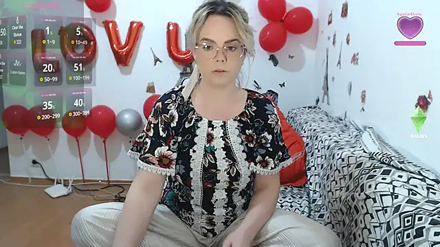 hotmilf4uxxx online show from March 19, 2026, 9:35 am