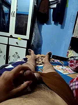 Snapshot of maharaj43 chatting on April 7, 2026, 5:02 pm maharaj43 online show from April 7, 2026, 5:02 pm