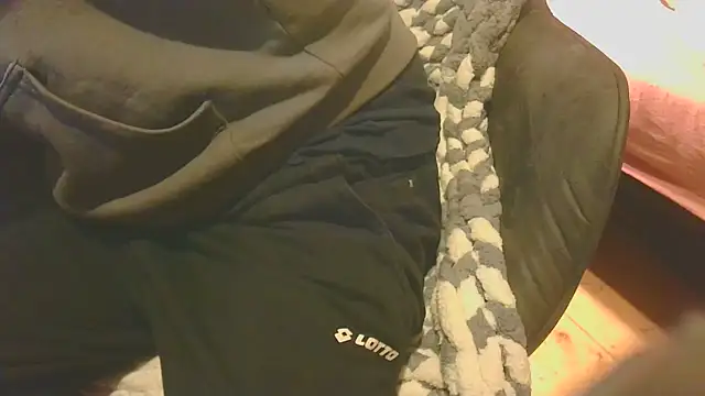 T0Yforeskin online show from April 24, 2026, 8:00 pm