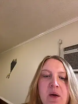 Snapshot of PhatAssBlond chatting on November 2, 2025, 6:54 pm PhatAssBlond online show from November 2, 2025, 6:54 pm