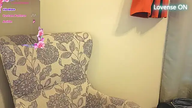 PhatAssBlond online show from April 4, 2026, 8:06 pm