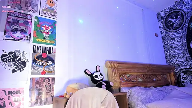 yourrosenrot online show from October 3, 2025, 12:18 am