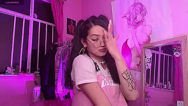 Snapshot of moonfiredancer chatting on September 25, 2025, 2:59 am moonfiredancer online show from September 25, 2025, 2:59 am