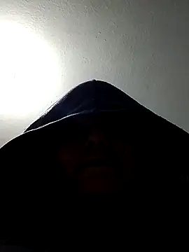 Alisteresa  online show from June 23, 2026, 4:32 am