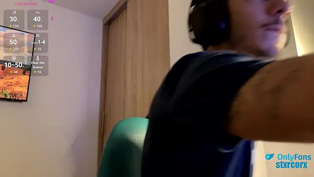 Snapshot of ilytheo chatting on October 16, 2025, 11:00 am ilytheo online show from October 16, 2025, 11:00 am