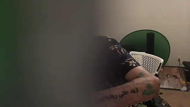 Snapshot of GForceSavage chatting on November 17, 2025, 3:29 pm GForceSavage online show from November 17, 2025, 3:29 pm