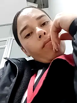 Amelia1  online show from December 22, 2024, 3:55 pm