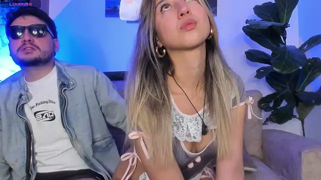 Snapshot of Natasna2 chatting on October 21, 2025, 5:52 am Natasna2 online show from October 21, 2025, 5:52 am