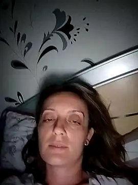 SophyGirl online show from November 12, 2025, 1:55 pm