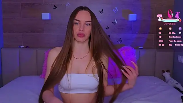 SaraCros online show from March 30, 2026, 5:41 am