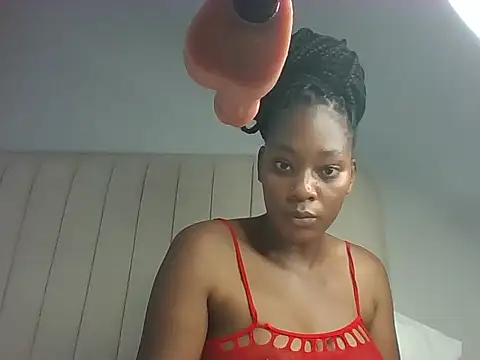 Snapshot of Queen_of_the_ring1 chatting on November 5, 2025, 1:11 pm Queen of the ring1 online show from November 5, 2025, 1:11 pm