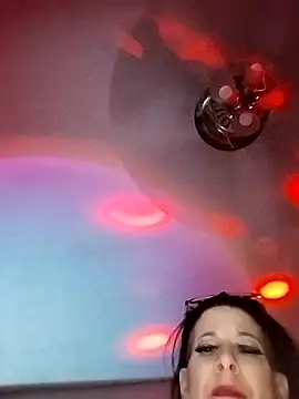 Snapshot of michele462 chatting on September 26, 2025, 5:11 am michele462 online show from September 26, 2025, 5:11 am