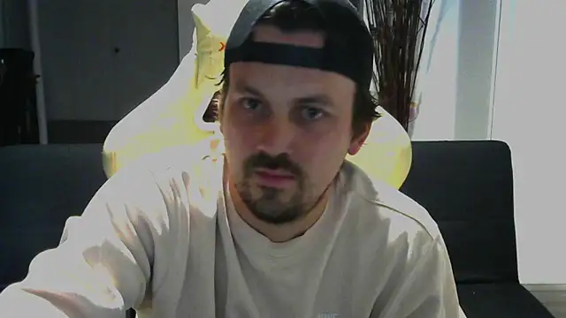 Snapshot of Tremblay_Simard chatting on November 24, 2025, 8:52 pm Tremblay Simard online show from November 24, 2025, 8:52 pm