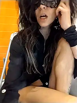 EmySkinny85 online show from February 5, 2025, 10:19 am