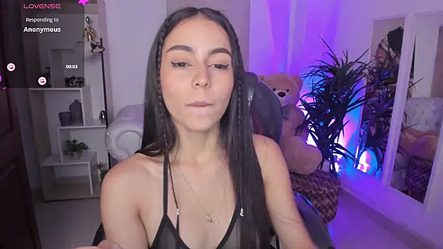 Snapshot of Aleejaa__ chatting on March 1, 2025, 5:38 pm Aleejaa online show from March 1, 2025, 5:38 pm