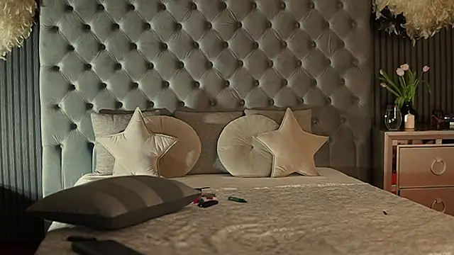 AmelyNoir online show from March 4, 2025, 9:00 pm