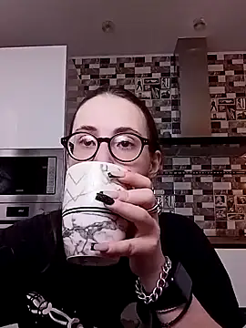 MartiniiSelenna online show from January 21, 2025, 6:43 am