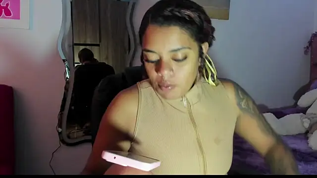 ladyrd1 online show from September 13, 2025, 10:20 pm