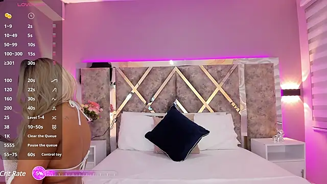 MarianaGarciaa   online show from January 14, 2025, 7:32 pm