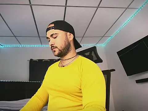 Sebas-hott online show from February 11, 2026, 9:09 pm